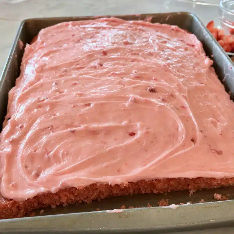 Strawberry Texas Sheet Cake 4 Strawberry Texas Sheet Cake